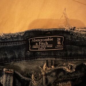 Abercrombie & Fitch Women's Blue High Rise Jeans